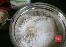 Illustration of how to make carrot tortillas 5