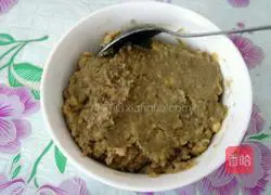 Illustration of how to make glutinous rice balls with peanut and mung bean paste 9