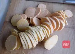 Illustration of how to make sweet potato pancakes 1