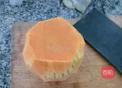 Illustration of how to make pumpkin and piggy steamed buns 1