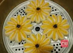Illustration of how to make flower steamed buns 21