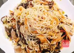 Illustration of how to cook frankincense noodles 4