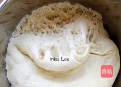 Illustration of how to make two-color steamed buns with knife-cut milk flavor 6