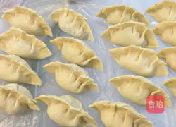 Illustration of how to make tomato and egg dumplings 8