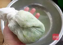 Illustration of how to make cabbage stuffed dumplings 12