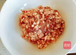 Illustration of how to make mushroom and shepherd's purse dumplings 5