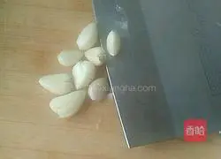 Illustration of how to make egg and leek stuffed dumplings 3