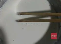 Illustration of how to make scallion and egg pancakes 1