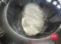 Illustration of how to make golden dough pancakes 1