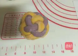 Illustration of how to make colorful hydrangea steamed buns 11