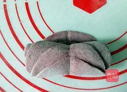 Illustration of how to make rose steamed buns 9