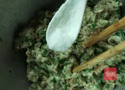 Illustration of how to make pork dumplings 3