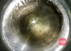 Illustration of how to make simple tomato and egg noodles 3