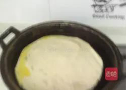 Illustration of how to make scallion pancake 10