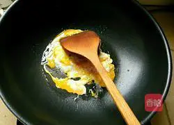 Illustration of how to make sauce fried rice 2