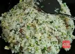 Illustration of how to make pea fried rice 6