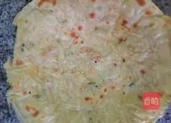 Illustration of how to make potato shredded pancake 7 