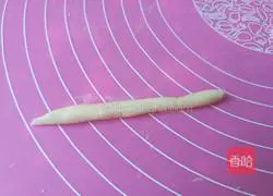 Illustration of how to make Wangzai steamed buns 5