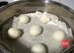 Illustration of how to make jiuniang steamed buns 4