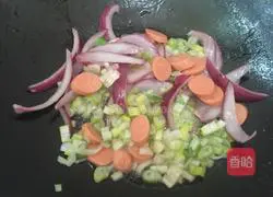 Illustration of how to make fried steamed buns 3