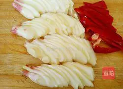 Illustration of how to make stir-fried pork with young ginger 2