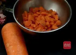 Illustration of how to make carrot and egg pancakes 2