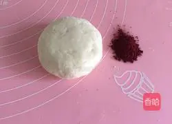 Illustration of how to make Santa Claus buns 4