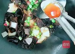 Illustration of how to make egg fried rice 5