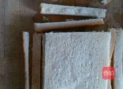 Illustration of how to make tuna fish sandwich 2