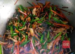 Illustration of how to make fried noodles 4