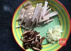 Illustration of how to make simple fried noodles 2