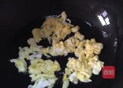 Illustration of how to make fried steamed buns 3