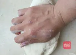 Illustration of how to make brown sugar walnut filling buns and honey bean filling buns 17