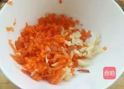 Illustration of how to make egg fried rice 1