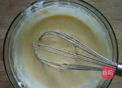 Illustration of how to make oil-free banana waffles 6
