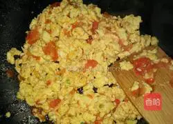 Illustration of how to make fried tomato and egg rice bowl 6