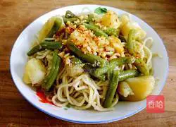 Illustration of Shangluo Braised Noodles 17