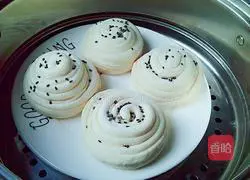 Illustration of how to make sesame rolls 16