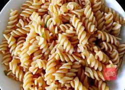 Illustration of how to make fried pasta 7