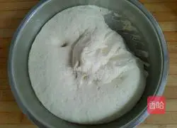 Illustration of how to make pepper leaf rolls 3