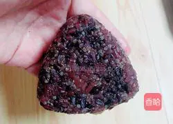 Ginkgo Quinoa and Black Rice Balls | Grain Energy Meal Recipe Illustration 8