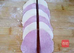 Romantic Rose Flower Roll Recipe Illustration 10