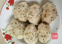 Illustration of how to make simple rice balls 5