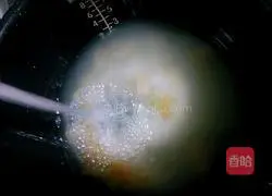 Illustration of how to make mung bean and lily porridge 3