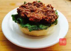 Illustration of how to make homemade steak hamburgers 9