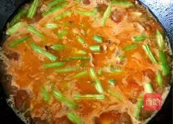 Illustration of how to make braised beans and noodles 7