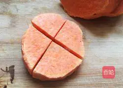 Illustration of how to make sweet potato and millet porridge for health and beauty in autumn 4