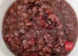 Illustration of how to make eight-treasure porridge 5