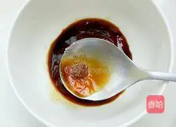 Illustration of how to make sausage clay pot rice 15