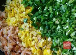 Illustration of how to make leek boxes 6